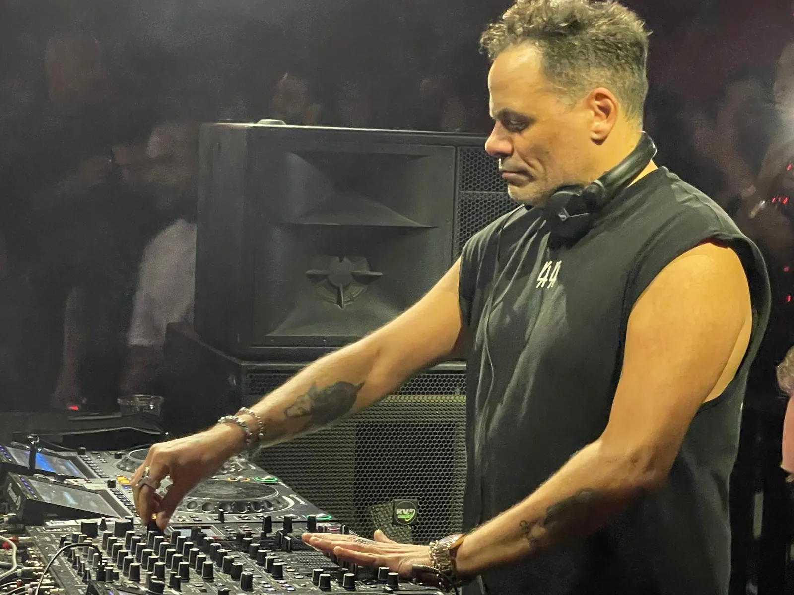 MRAK showcasing CAPITALIST